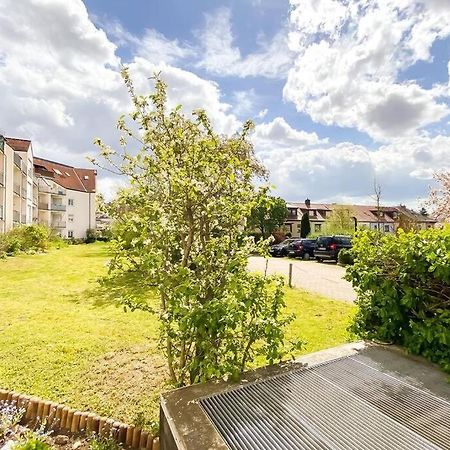 Apartment Am Auensee Mit Grosser Terrasse & Privat-Parkplatz Leipzig Bagian luar foto